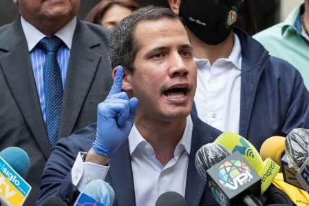 La oposición venezolana rechaza las intervenciones judiciales de dos partidos políticos