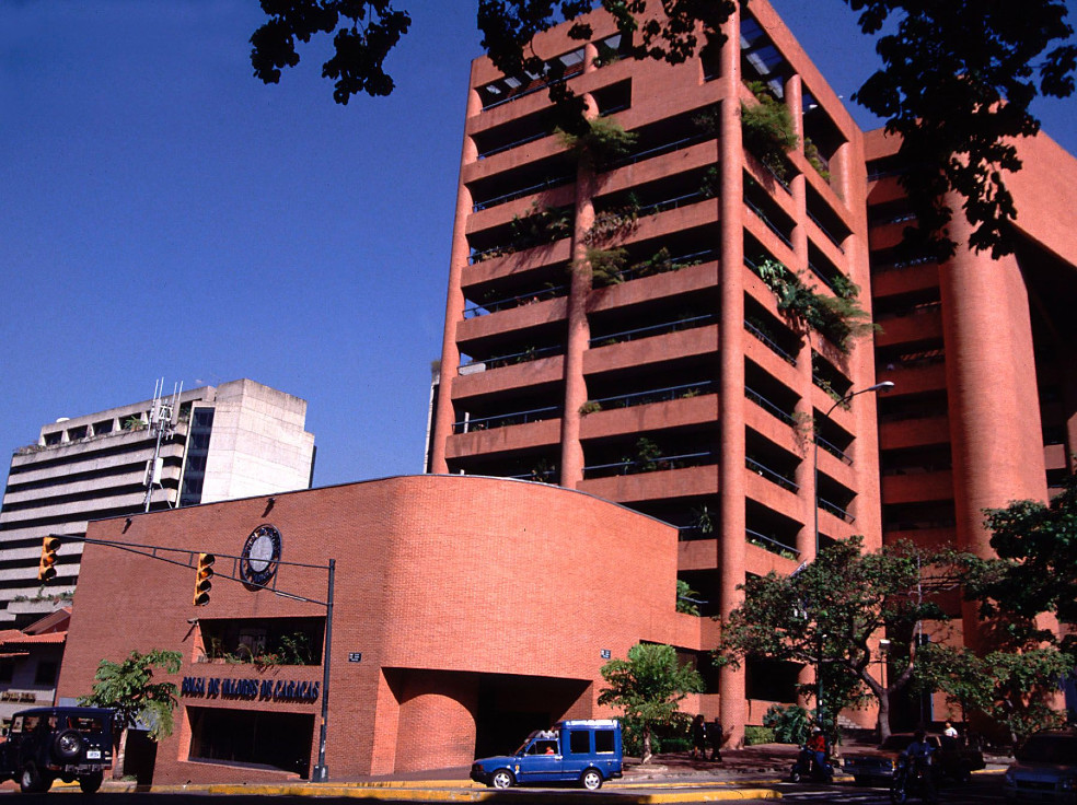 Empresa venezolana coloca primera emisión de deuda en dólares desde 2003
