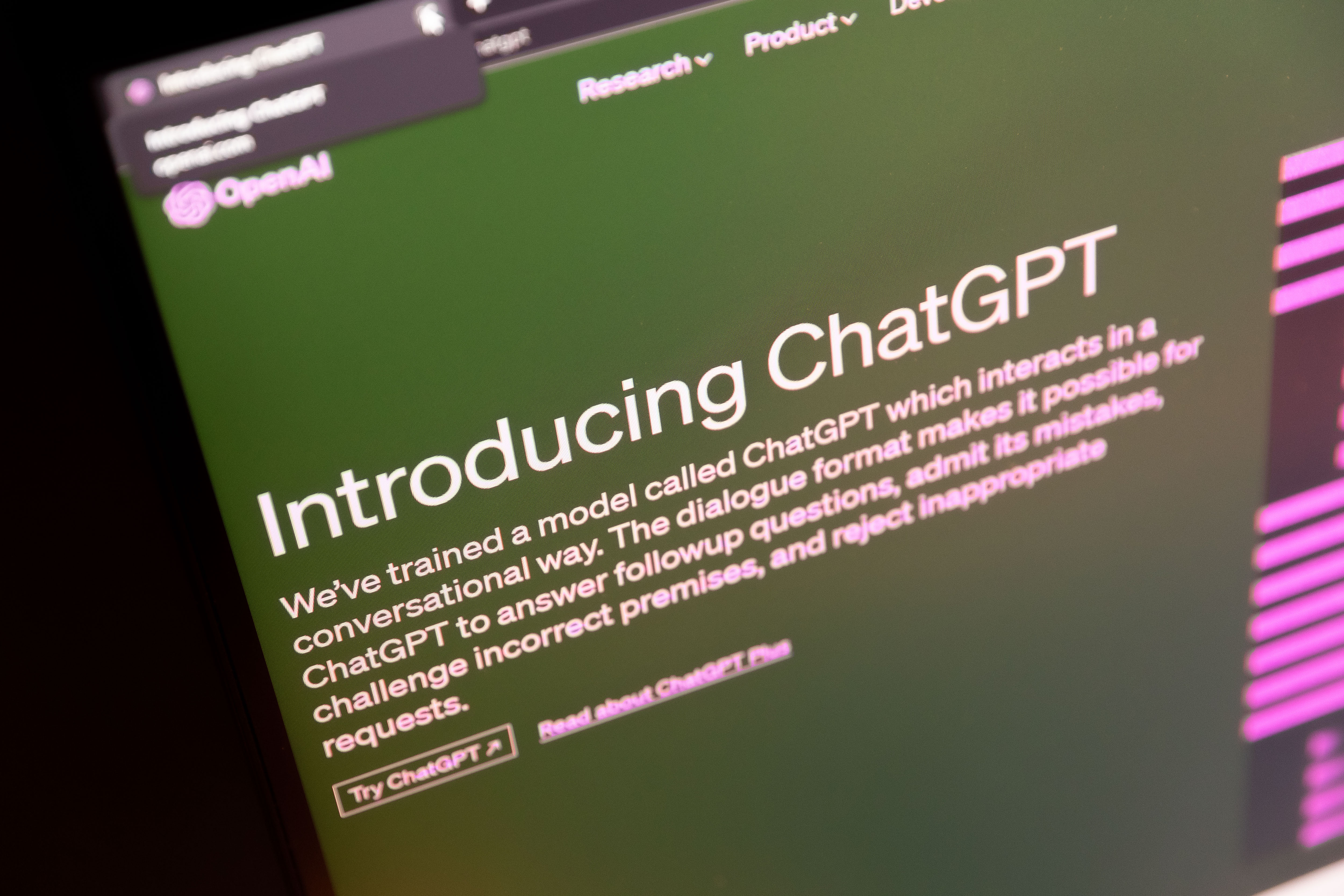 OpenAI lanzó nueva función para ChatGPT especializada en investigación profunda