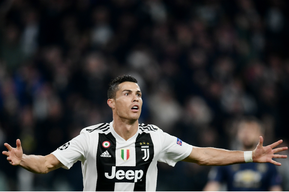 Con un autogol, Manchester United le ganó a la Juventus como visitante