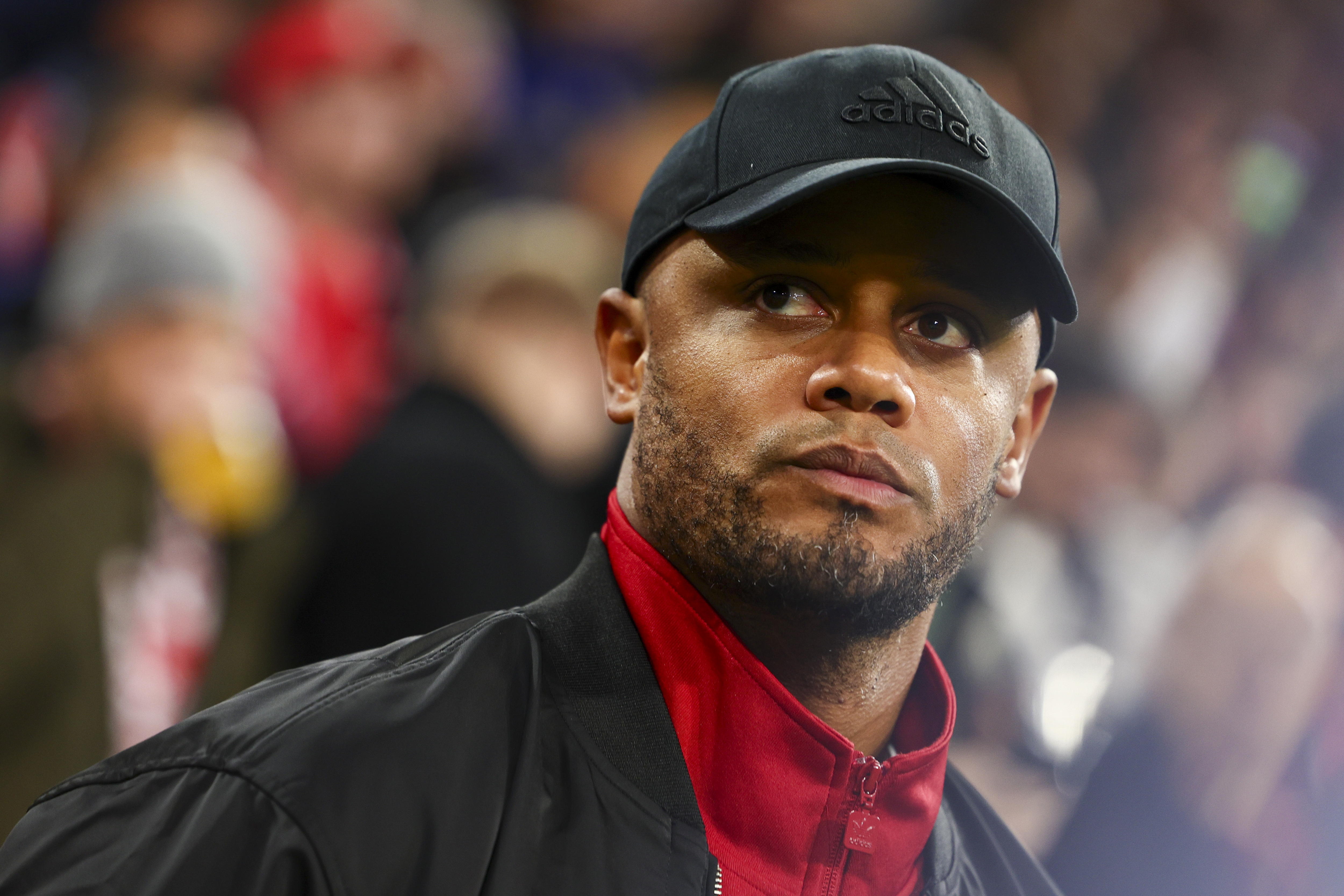 Munich (Germany), 16/09/2024.- Head coach Vincent Kompany of Bayern looks on during the UEFA Champions League match between Bayern Munich and Dinamo Zagreb in Munich, Germany, 17 September 2024. (Liga de Campeones, Alemania) EFE/EPA/ANNA SZILAGYI