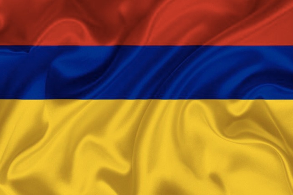 La bandera de Colombia al revés en las redes sociales: ¿qué significa?