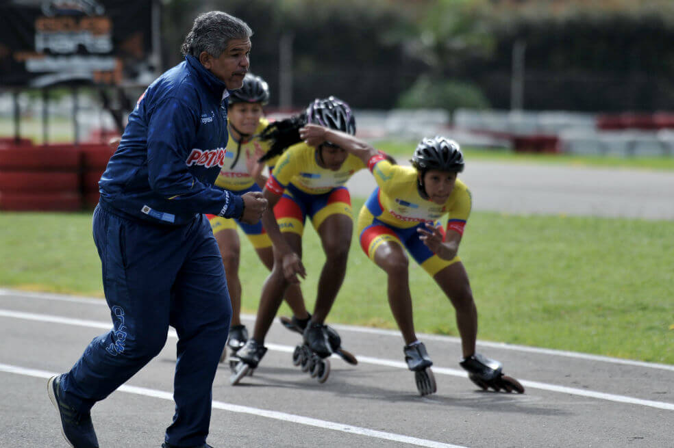 Elías del Valle, el hombre detrás de los títulos mundiales de patinaje