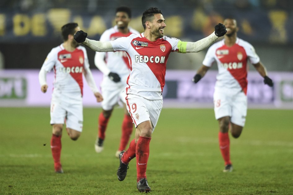 Falcao convirtió en la tanda desde los doce pasos. / AFP