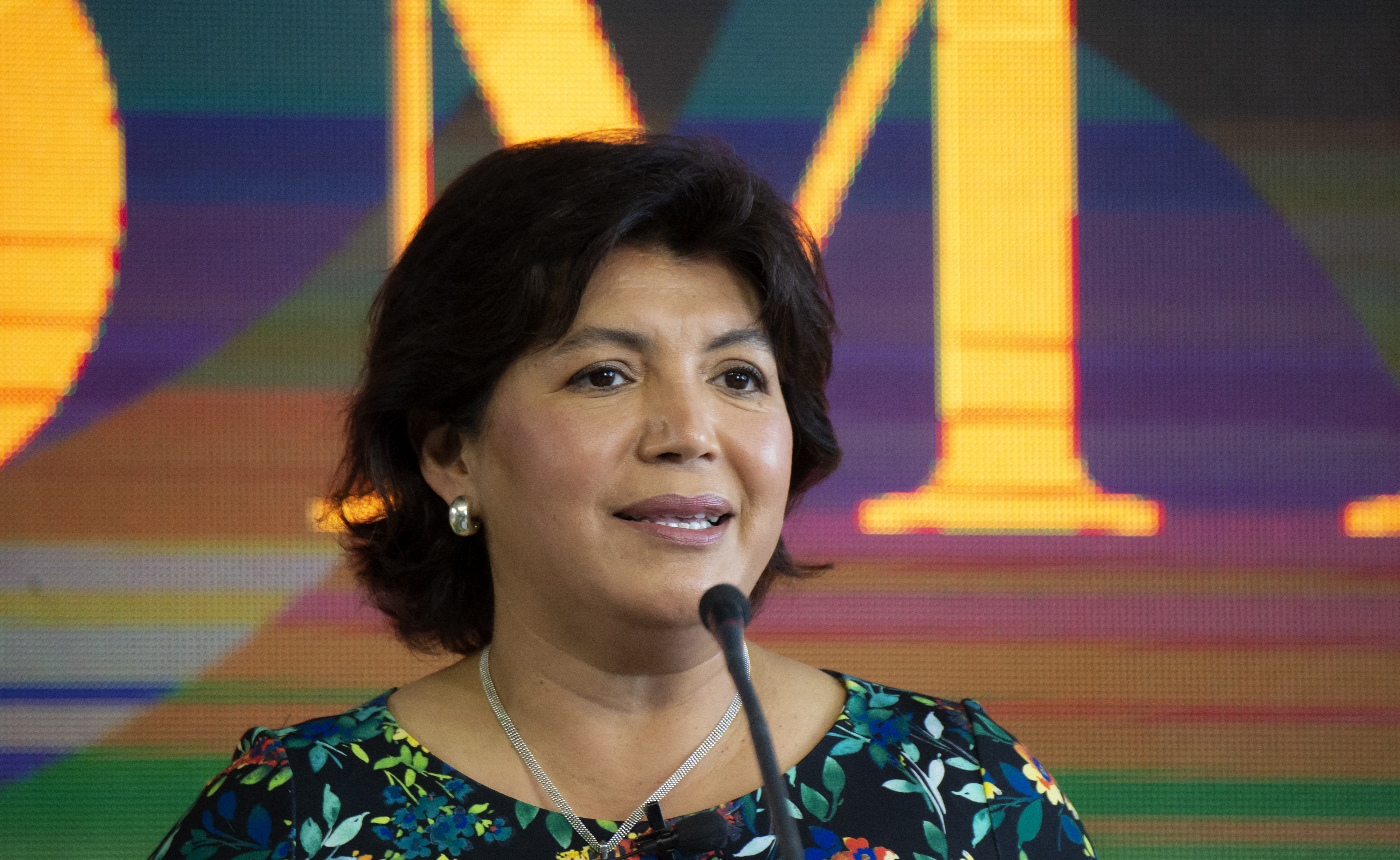 Yasna Provoste, única mujer candidata y esperanza de la centroizquierda en Chile