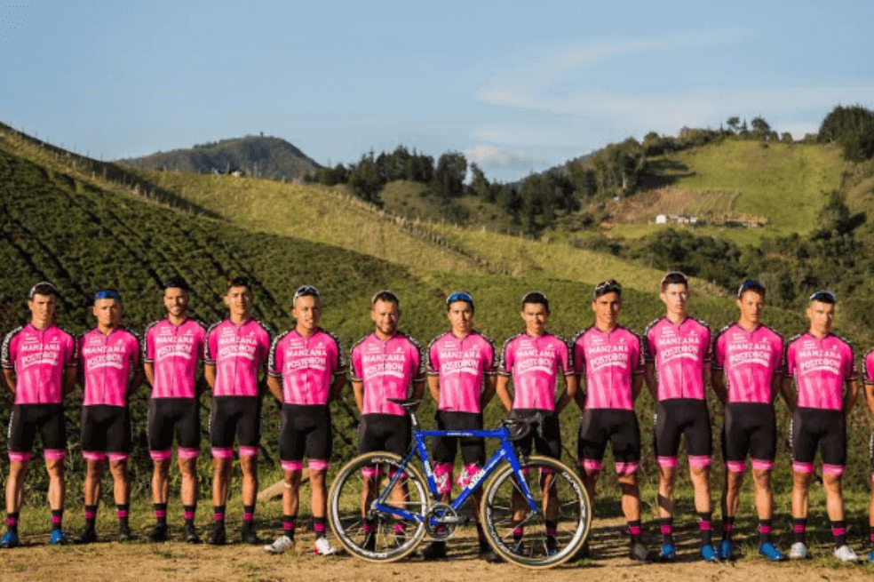 Manzana Postobón presentó sus ciclistas para la temporada 2019