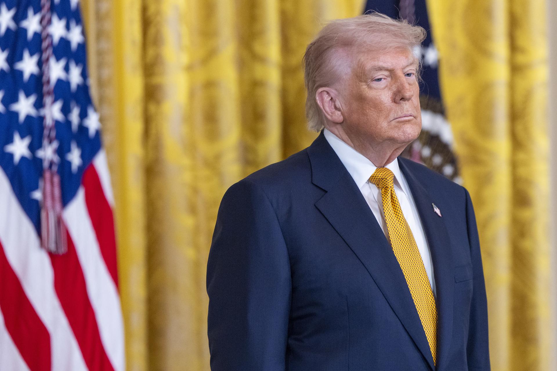 Nuevo golpe judicial a Trump: una corte tumba sus aranceles universales del 10 %