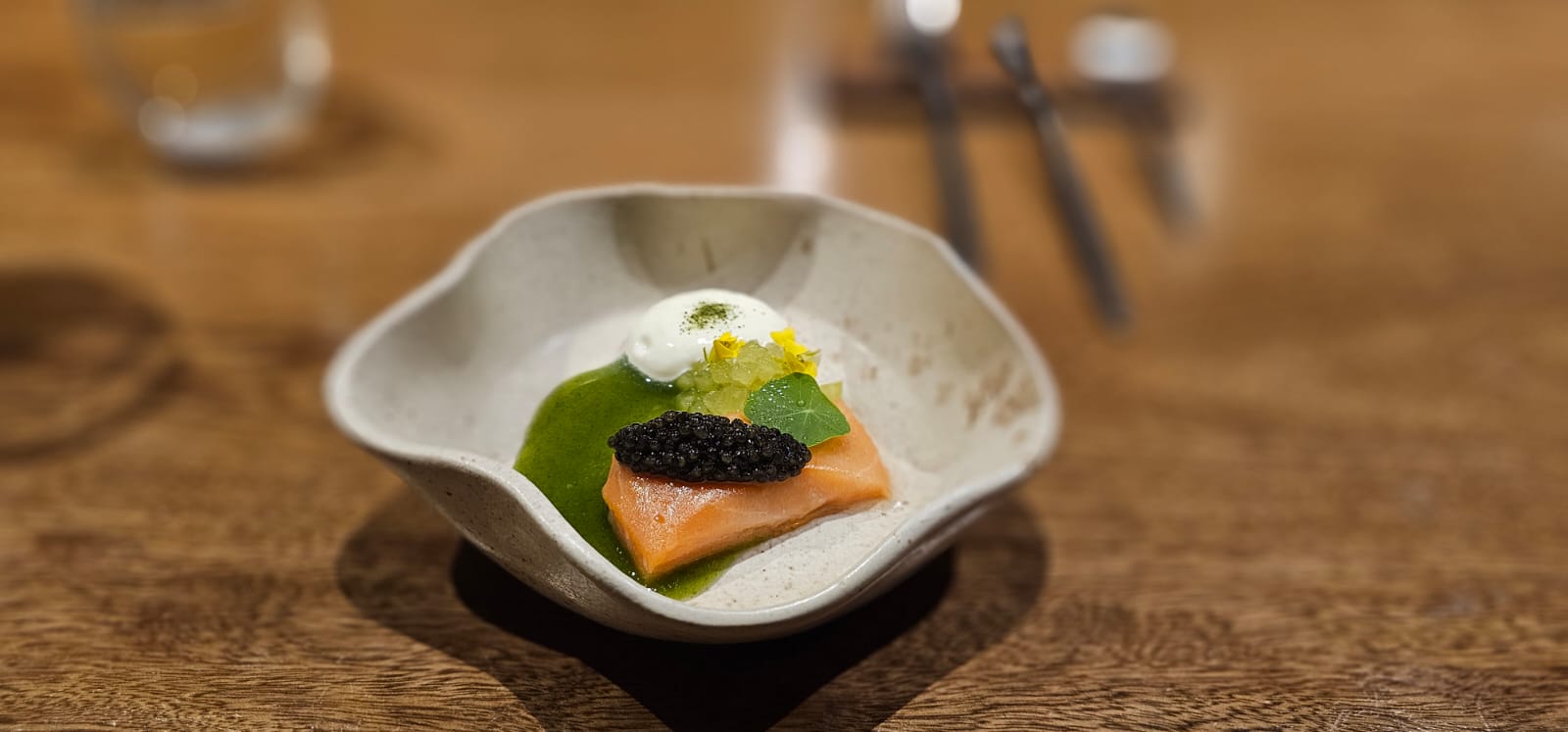 El caviar está presente en el menú.
