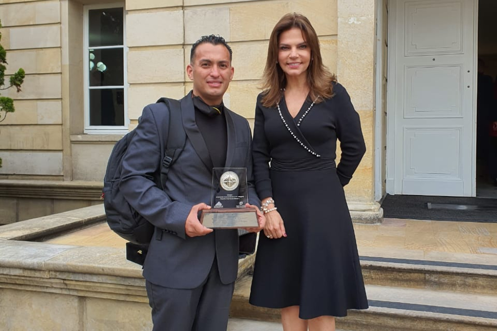 Walter Moreno y Flavia Santoro, presidenta de Procolombia.