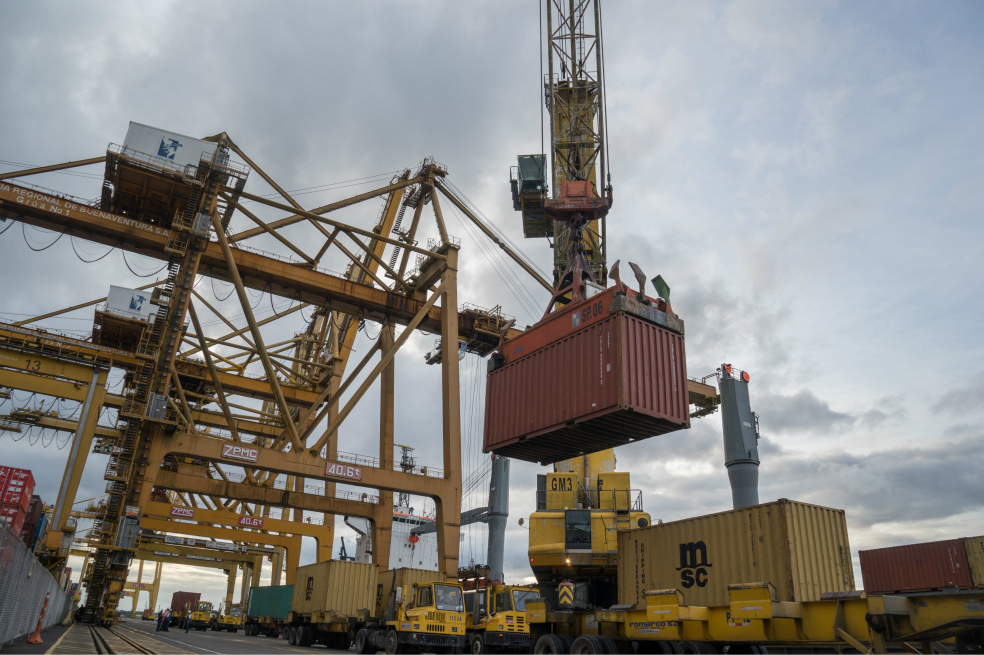 Importaciones subieron 0,1% en febrero de 2018