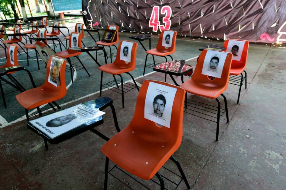 Juez mexicano absuelve a uno de los principales acusados de crímenes de Ayotzinapa