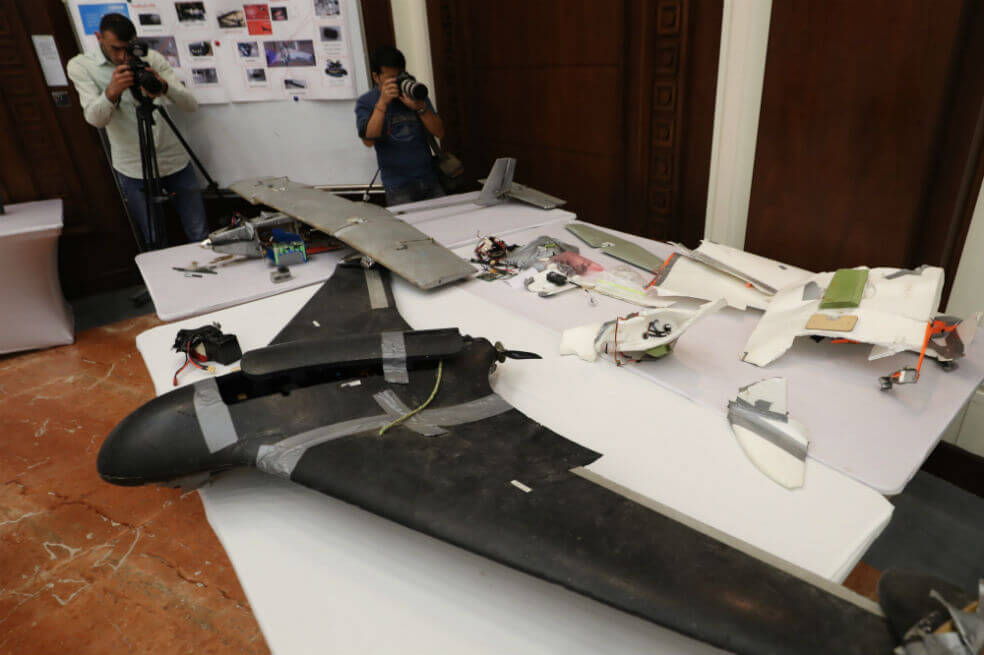 Esta fotografía de 2018 muestra un dron que, según Emiratos Árabes Unidos, fue usado por rebeldes huties en Yemen para atacar las fuerzas de la coalición de ese país y Arabia Saudita. 