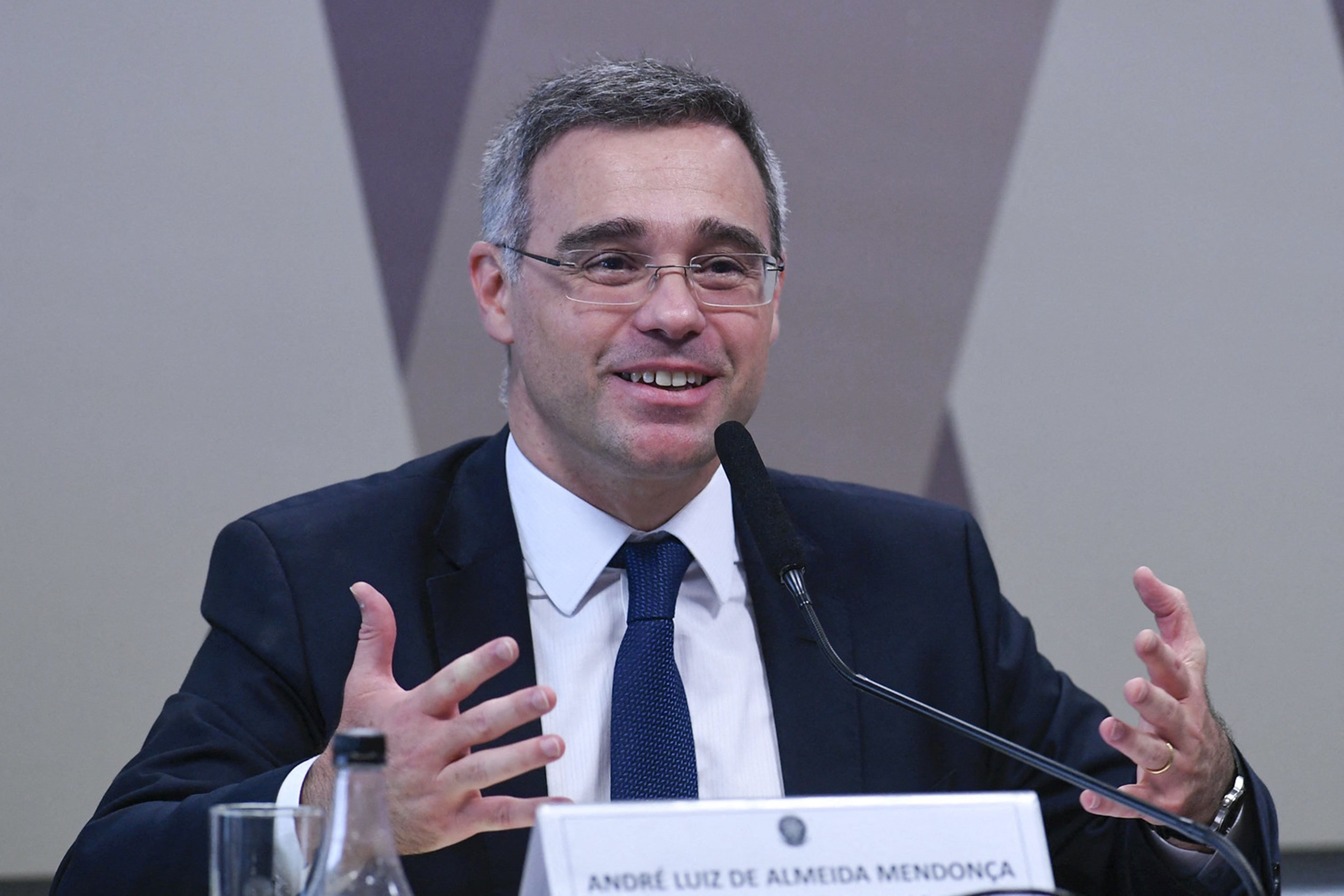 Brasil: Senado aprueba al candidato evangélico de Bolsonaro para la Corte Suprema