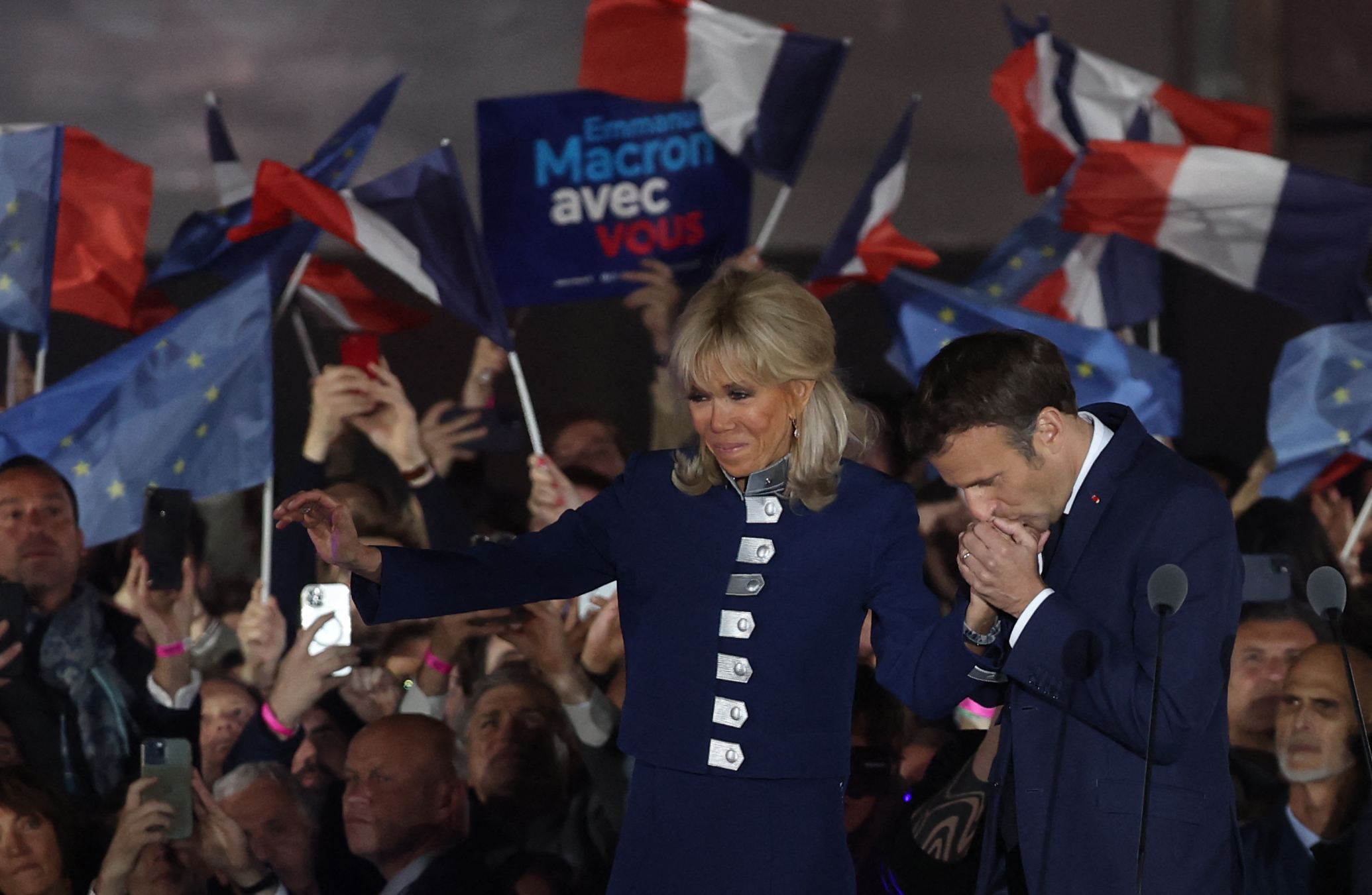 Brigitte y Emmanuel Macron, una historia de amor a prueba de todo
