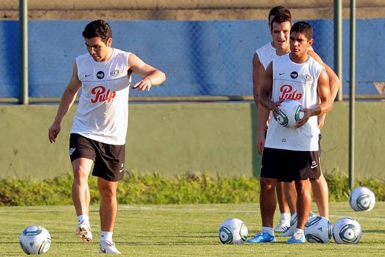 Salvador Cabañas entrena con Jaguares de Chiapas
