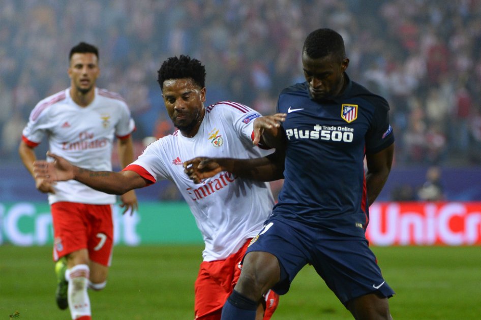 Jackson Martínez, titular en derrota del Atlético en Champions
