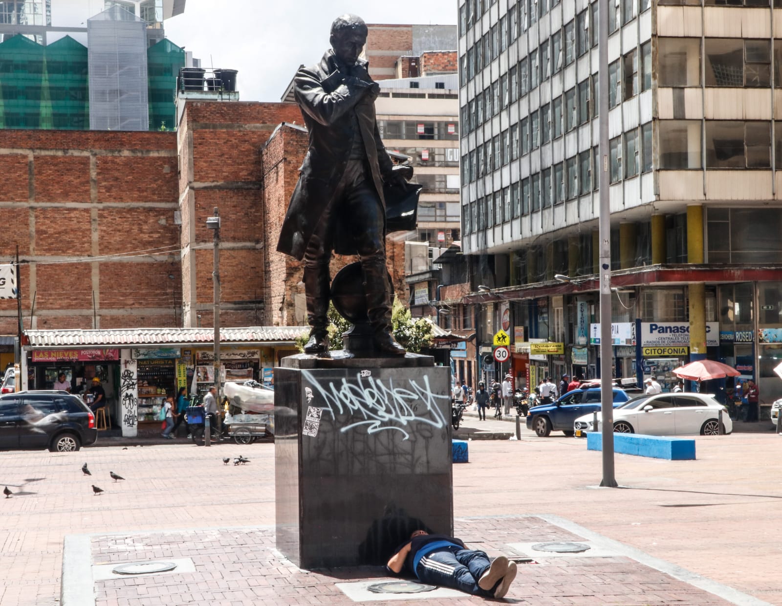 Monumentos en Bogotá, afectados por vandalismo o condiciones adversas como el clima.