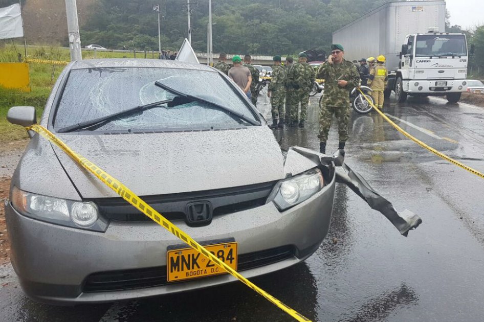 Un soldado muerto y dos heridos deja accidente en vía Bogotá-Girardot
