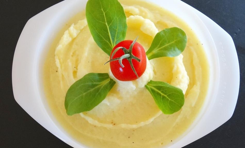 Conoce los beneficios del caldo de pollo