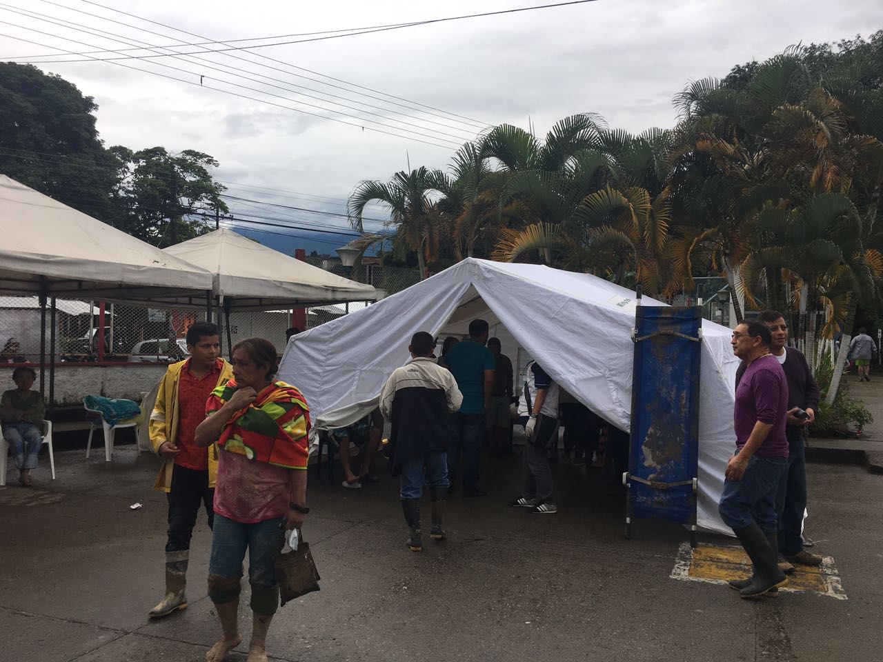 Gobierno busca restablecer agua potable en Mocoa