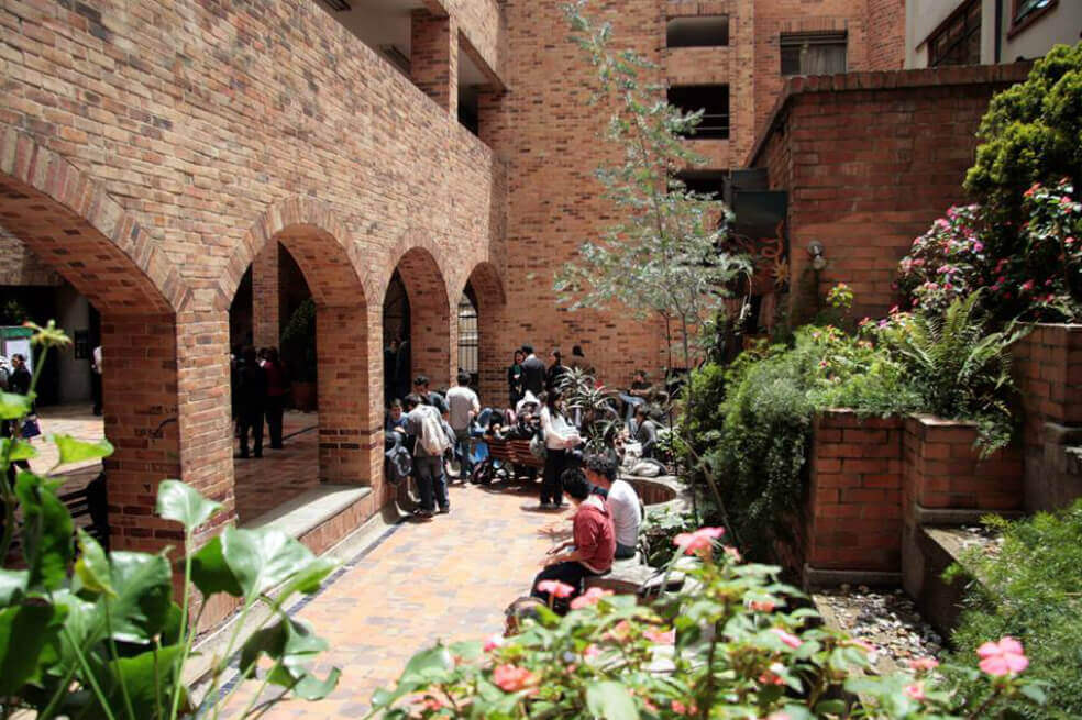 La Fundación Universidad Autónoma de Colombia cumple un mes en huelga