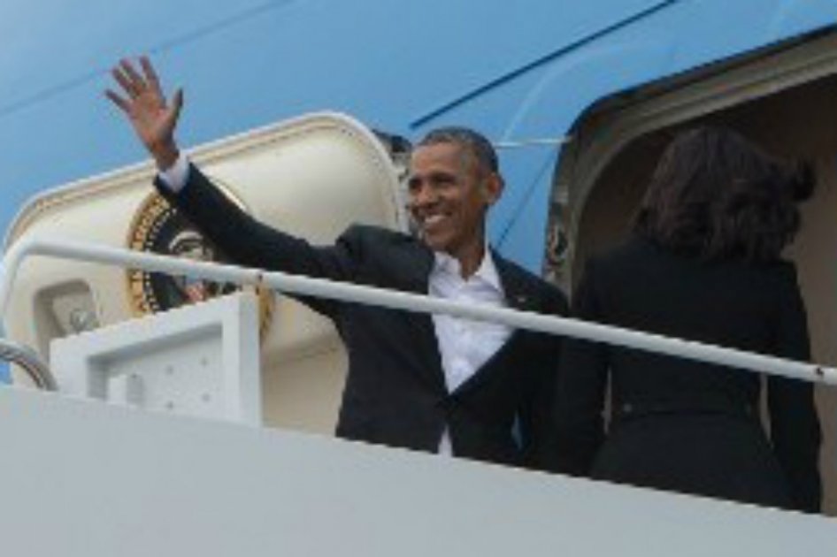 Parte Obama para histórica visita a Cuba. / AFP