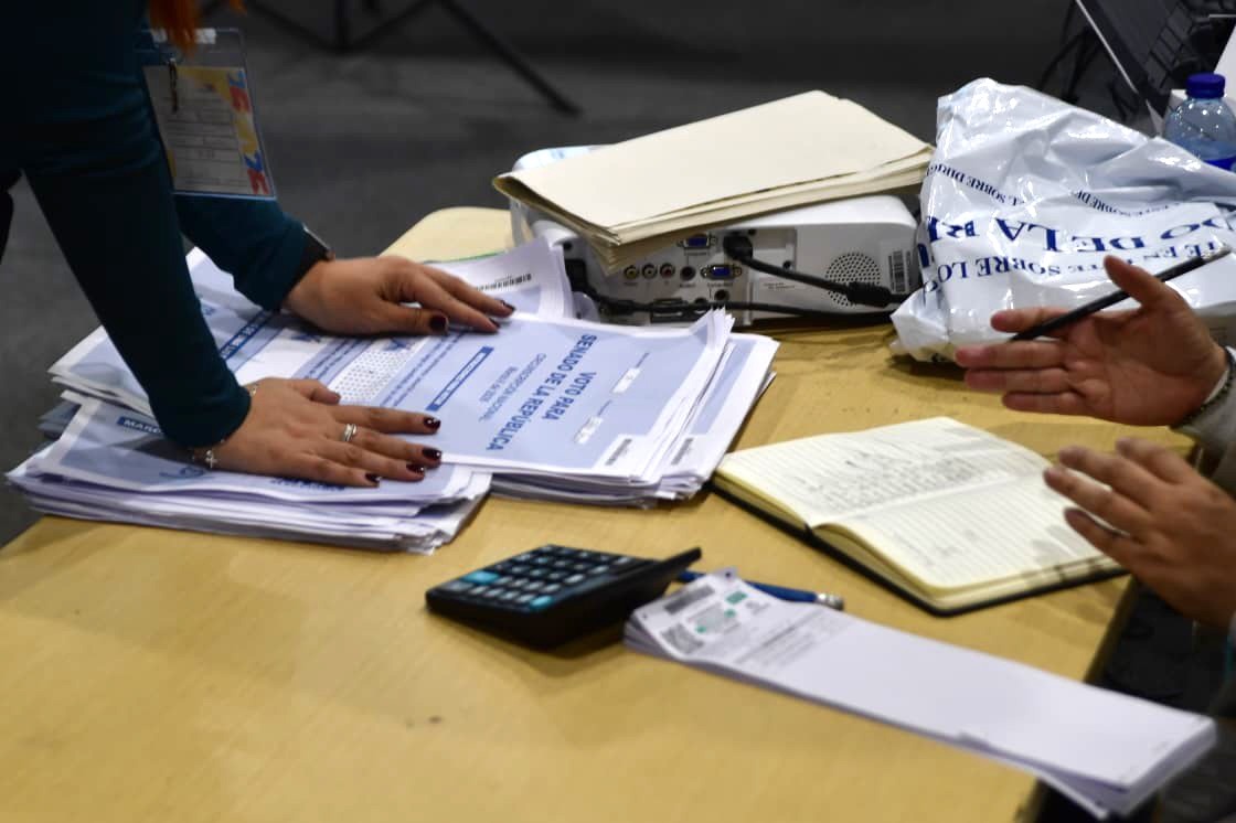 Investigan a jurados de votación por inconsistencias en conteo electoral en Barranquilla