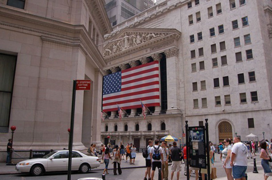 EE.UU. posterga fecha límite de acuerdo con bancos extranjeros por evasión