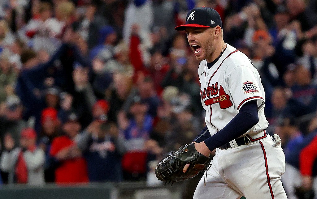 Los Bravos amplían su ventaja en la Serie Mundial