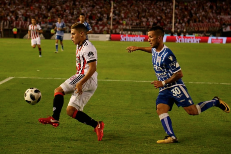 Juan Fernando Quintero le dio luz a River Plate en su debut como titular