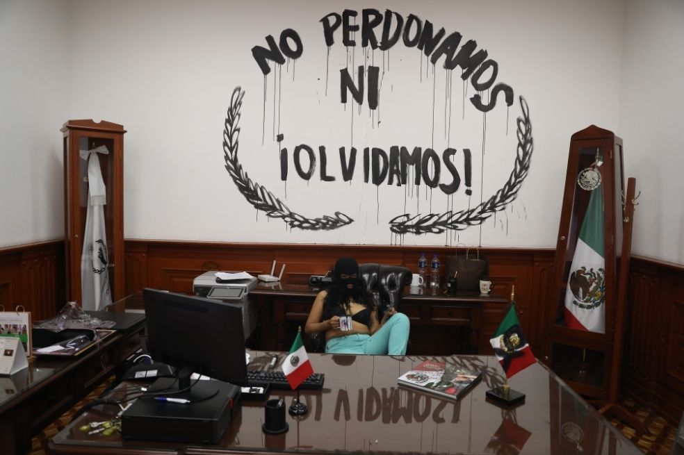 Feministas se tomaron el CNDH en México y quieren convertirlo en un refugio para mujeres
