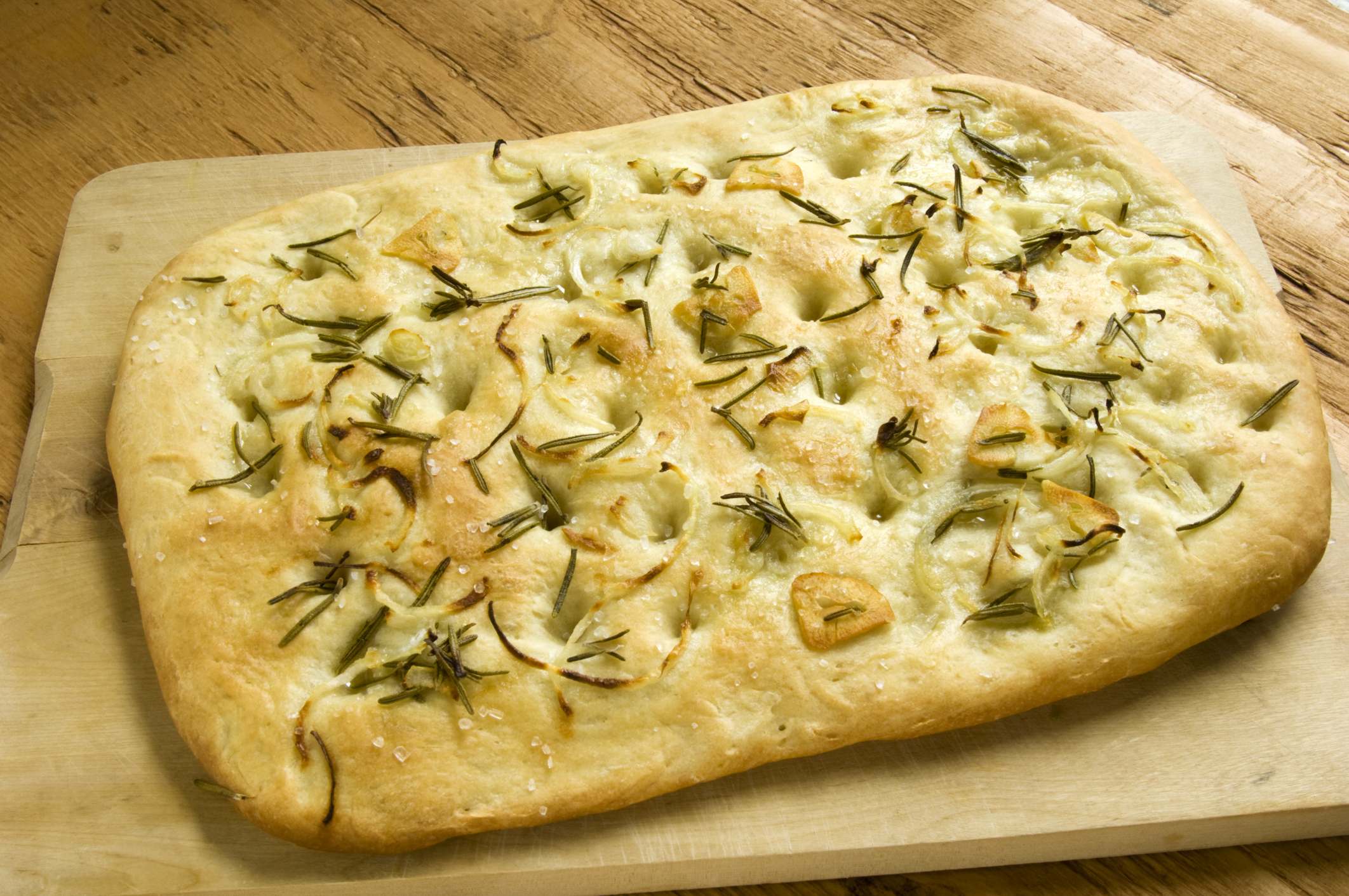 Receta: así se prepara una crujiente y sabrosa focaccia