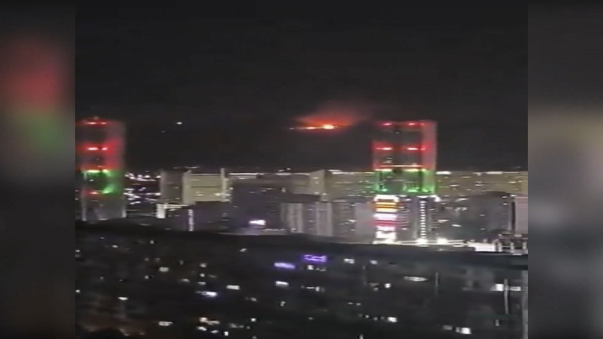 Caracas, 03/01/2026.- Varias detonaciones y explosiones en la madrugada de este sábado en Caracas, en unos momentos en que Venezuela ha denunciado "amenazas" del Gobierno del presidente de Estados Unidos, Donald Trump, por el despliegue militar en el Caribe y las advertencias de ataques terrestres. EFE/Redes Sociales -SOLO USO EDITORIAL/SOLO DISPONIBLE PARA ILUSTRAR LA NOTICIA QUE ACOMPAÑA (CRÉDITO OBLIGATORIO)- NO VENTAS
