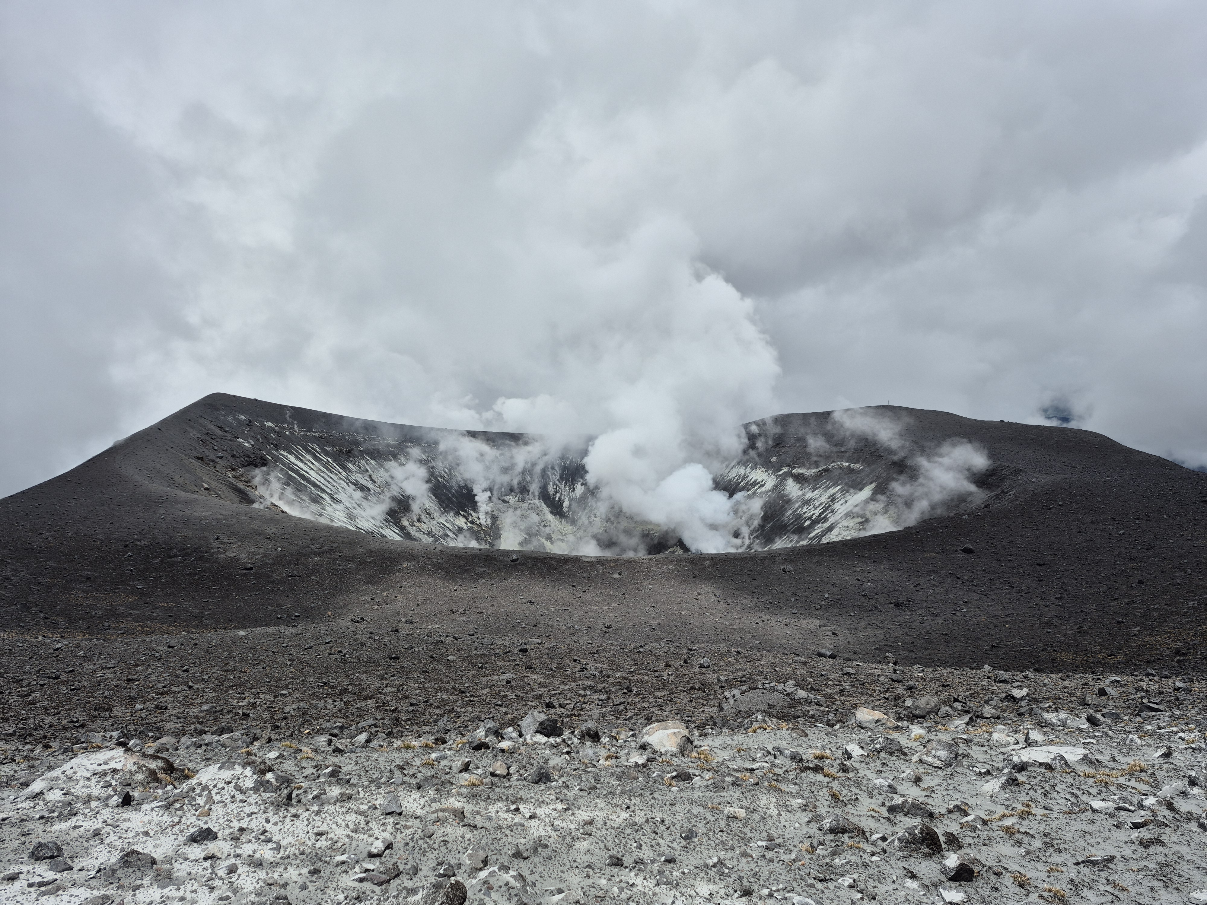 Volcán Puracé, en alerta Naranja: hay mayor probabilidad de erupción, pero no entre en pánico