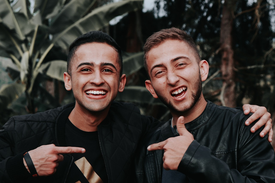 Aries, Tauro y Géminis: ¿con qué signo podrías tener una amistad eterna?