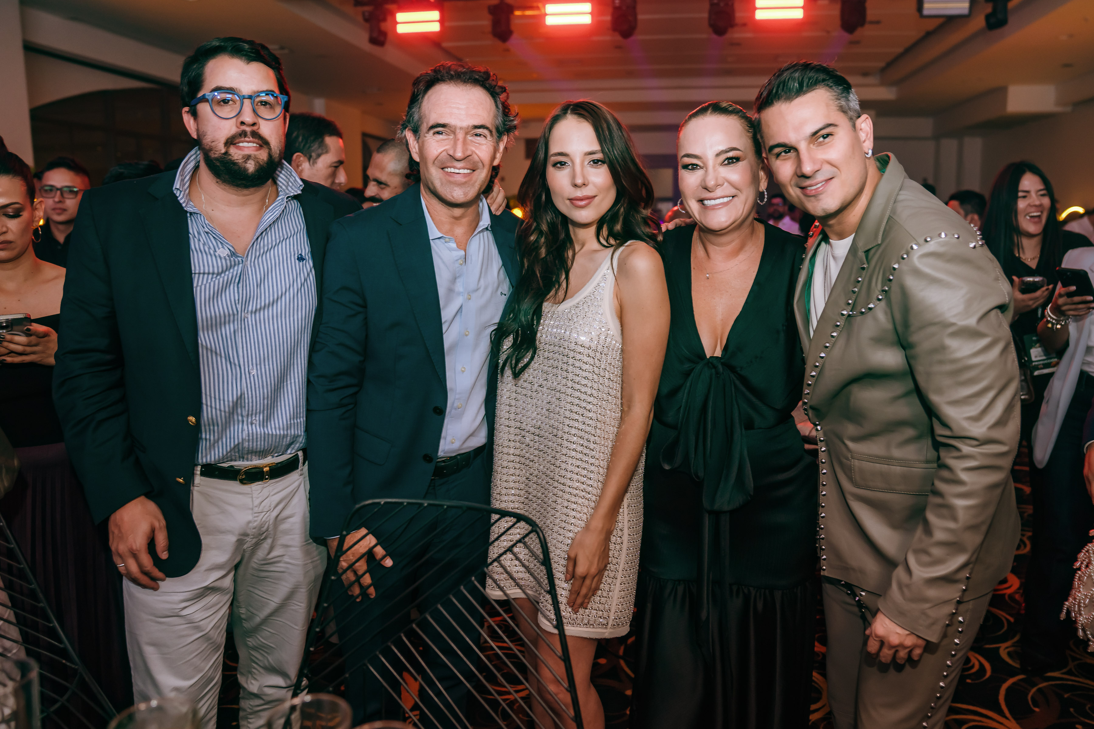 Inauguración de los Premios Heat 2025 en Medellín.