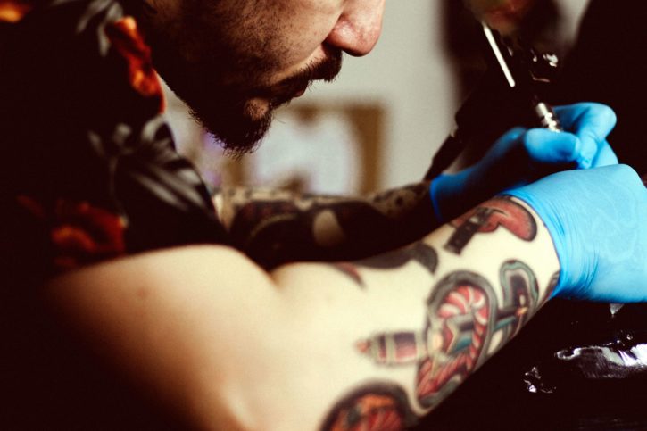 Cuando un festival de tatuajes se convierte en un lugar para diagnosticar Hepatitis C