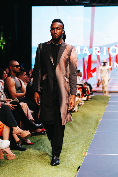 Mario Hernández inauguró el Santander Fashion Week con El Camino