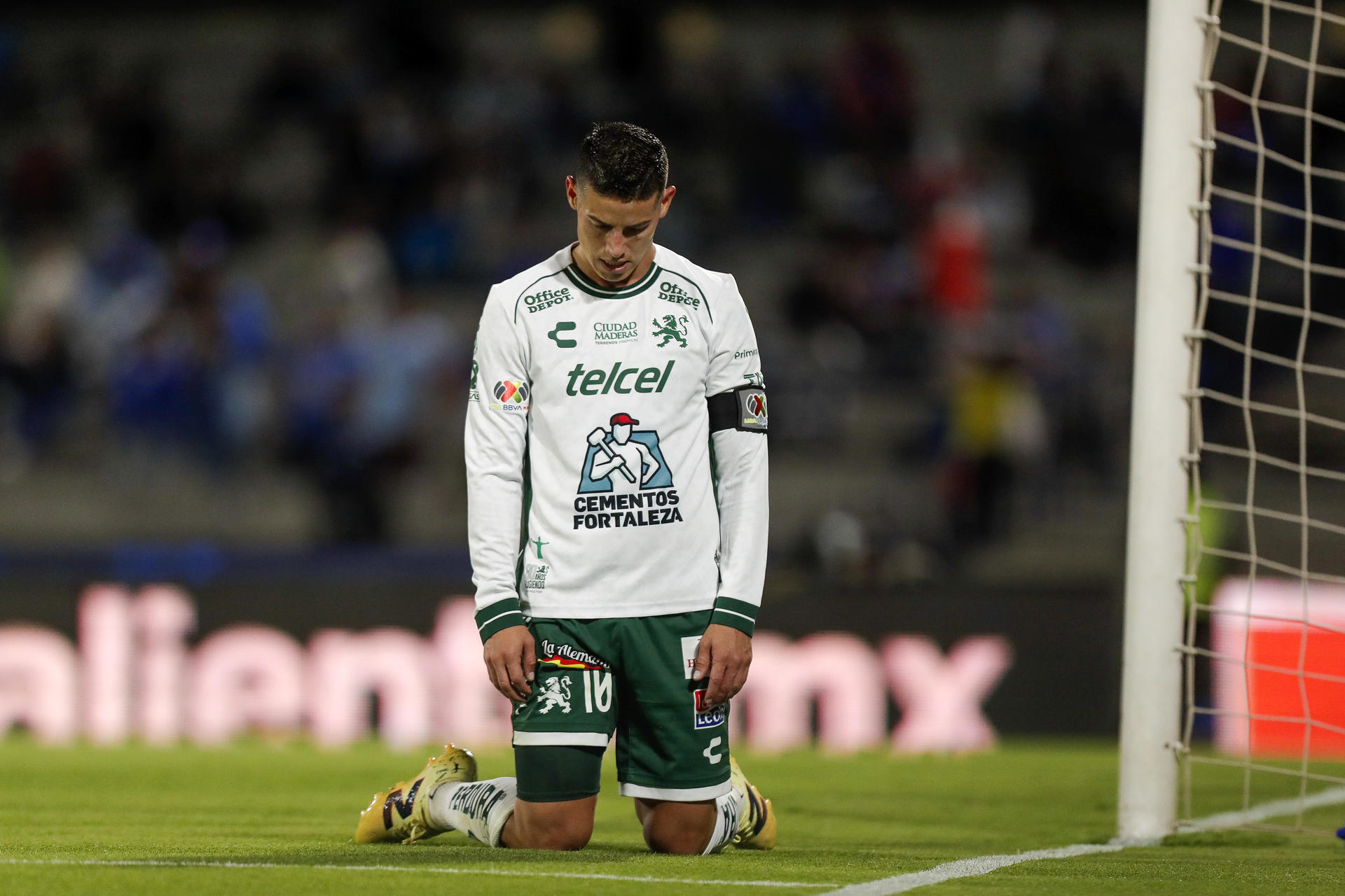 James Rodríguez quedó eliminado con León en los ‘playoffs’ de la Liga MX: Video