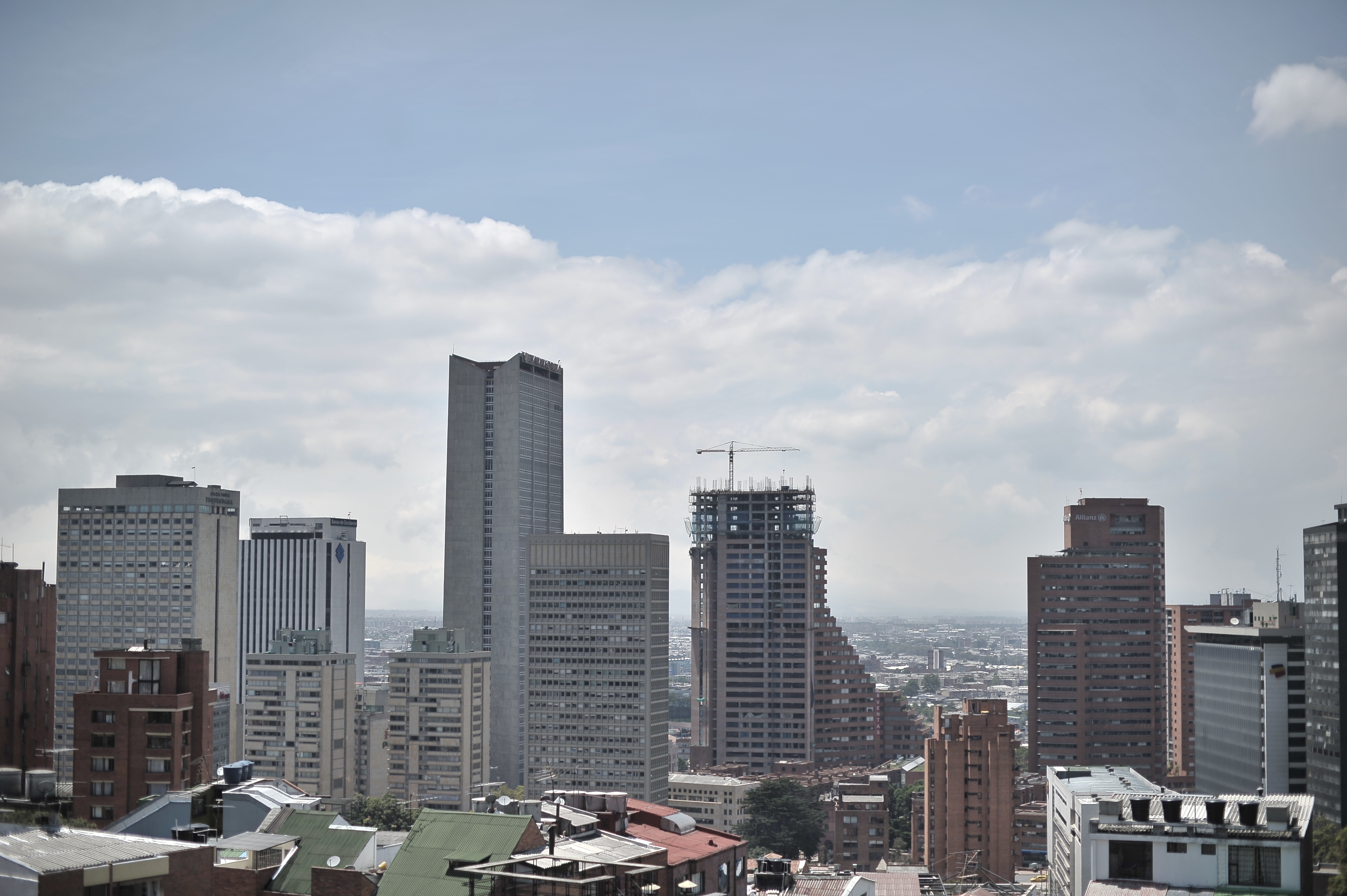Opinión: Candidatos presidenciales sin audacia frente a Bogotá