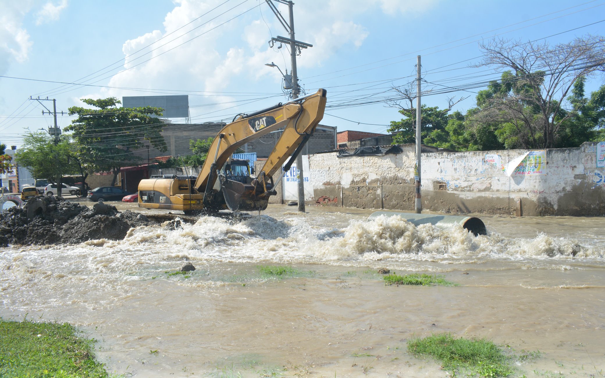 El 60 % de Cartagena está sin agua, ¿cuánto tardarán las reparaciones?