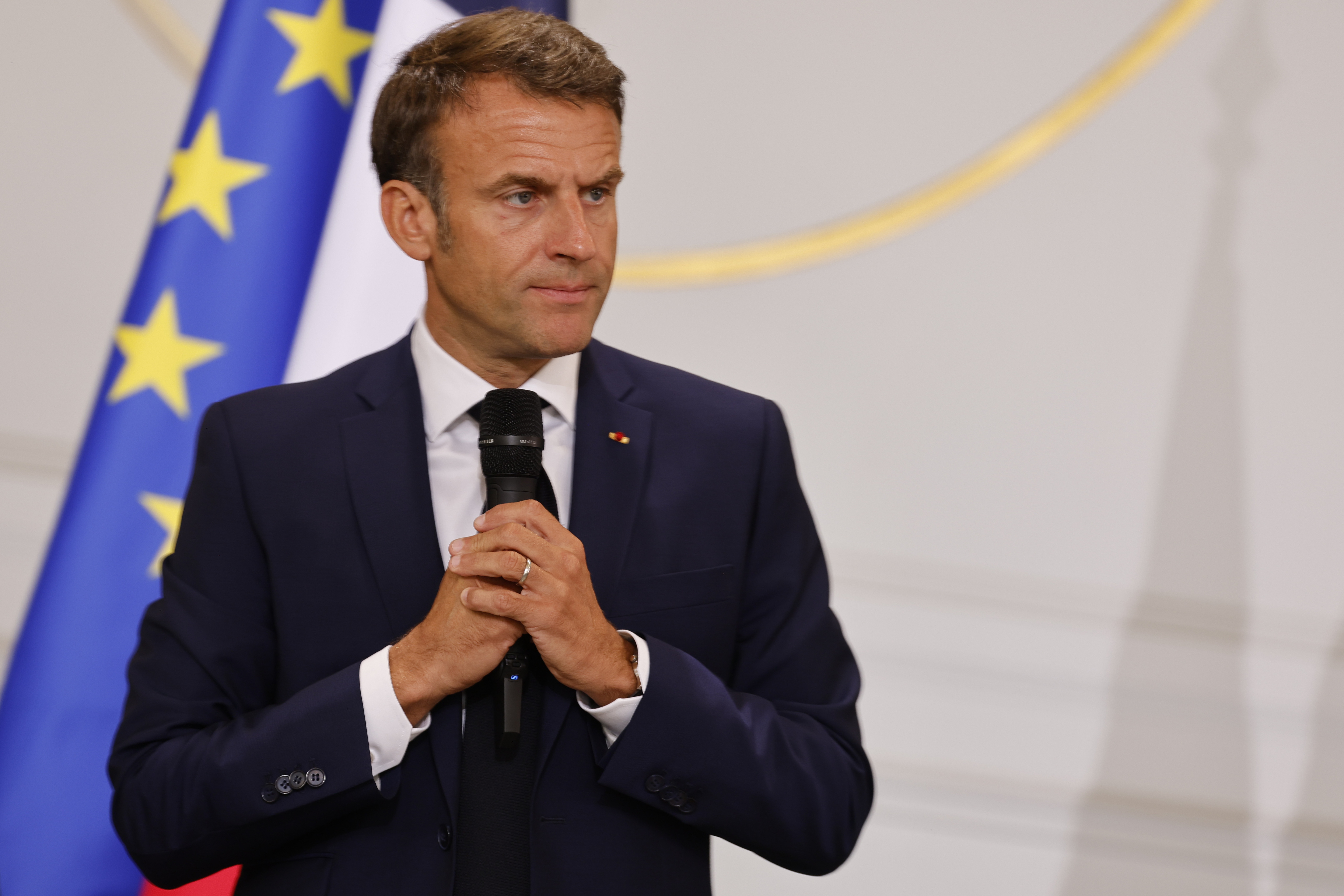 La polémica tras la idea de Macron de regular las redes sociales durante disturbios