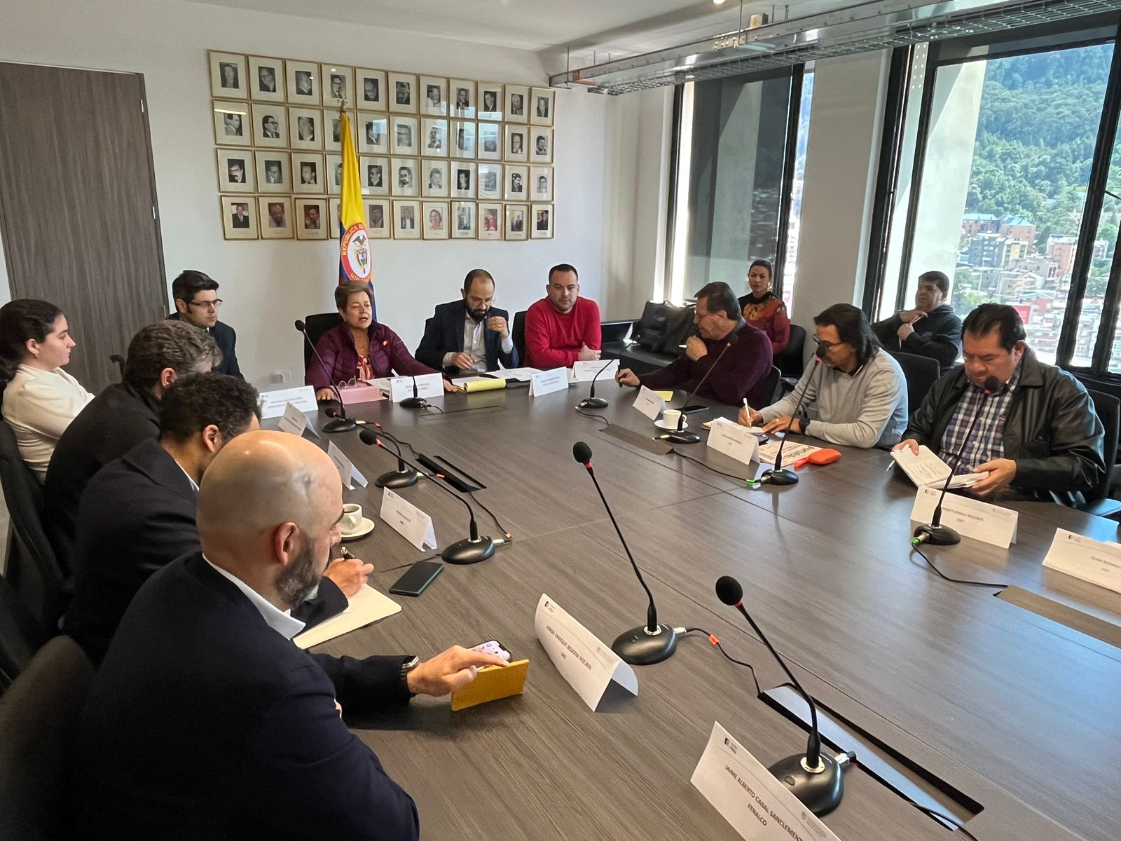 ¿Qué tan efectiva es la mesa en la que se negocia el salario mínimo?