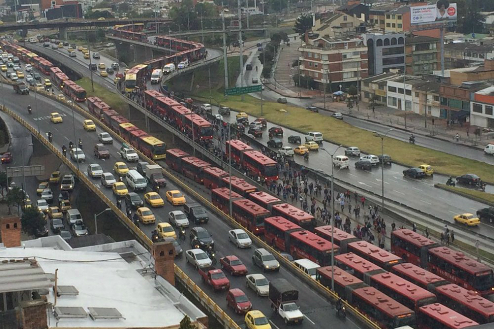 Imágenes del monumental trancón en Autopista Norte por accidente de tránsito