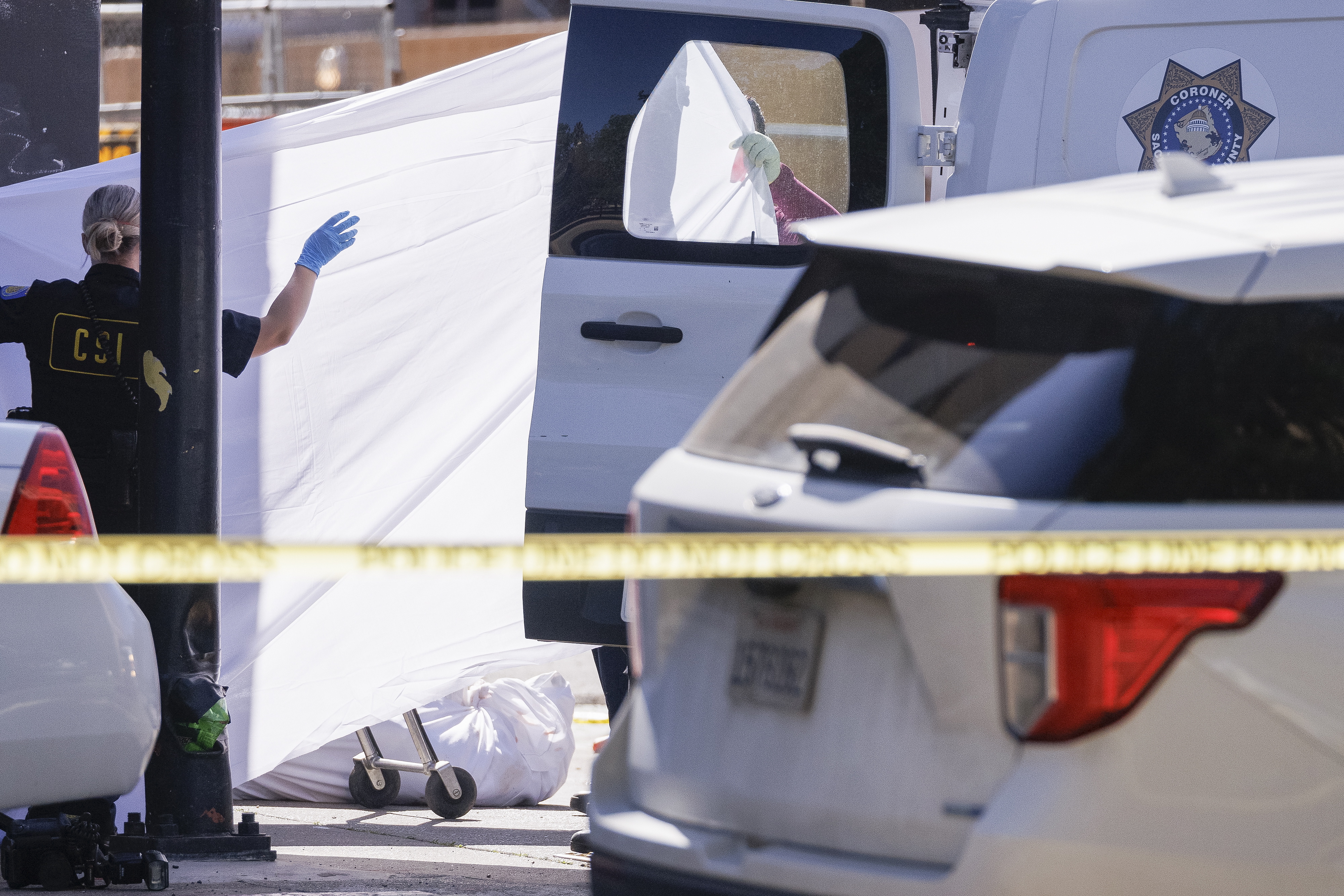 Un tiroteo en California, EE. UU., dejó dos niños heridos y al pistolero muerto