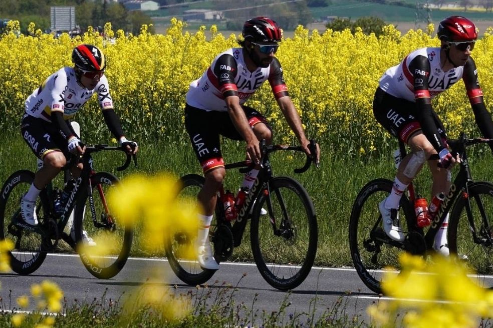 Fernando Gaviria es sancionado por maniobra peligrosa en la sexta etapa del Giro