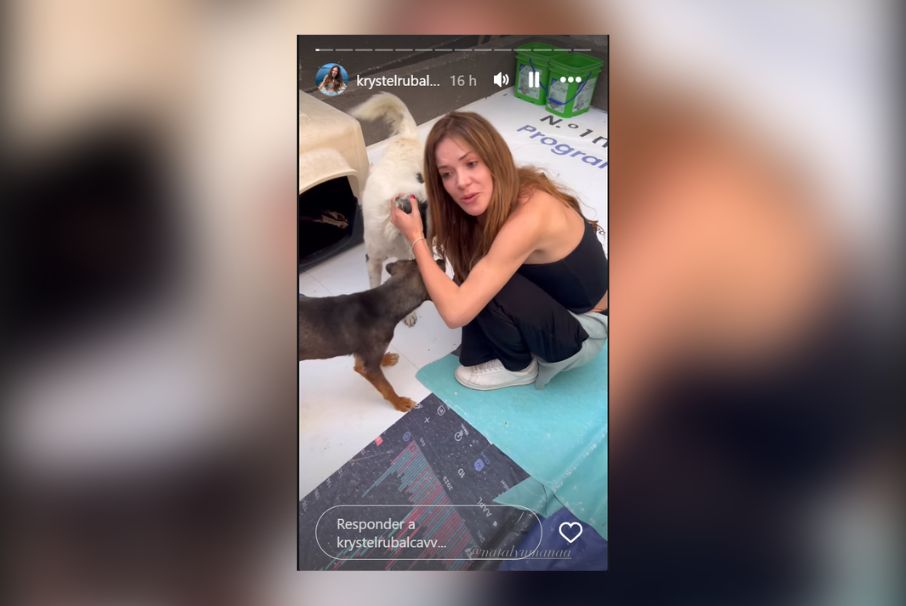 Publicación en la que aparece Nataly Umaña en México