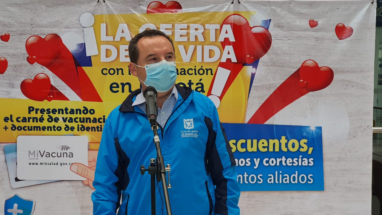 Descuentos de hasta 50 % y obsequios para vacunados contra Covid-19 en Bogotá