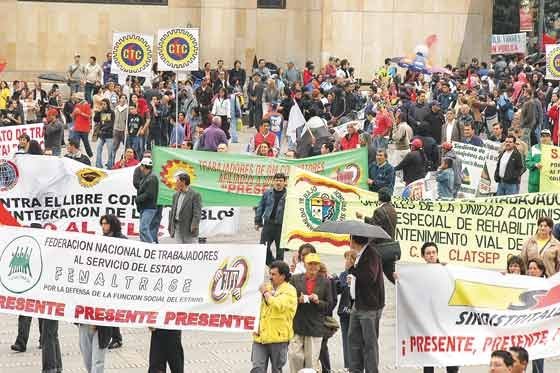 CUT, inconforme con salario mínimo, anuncia movilizaciones para 2019