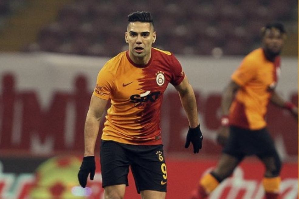 El Galatasaray de Falcao cayó goleado en la fase previa de la Champions League